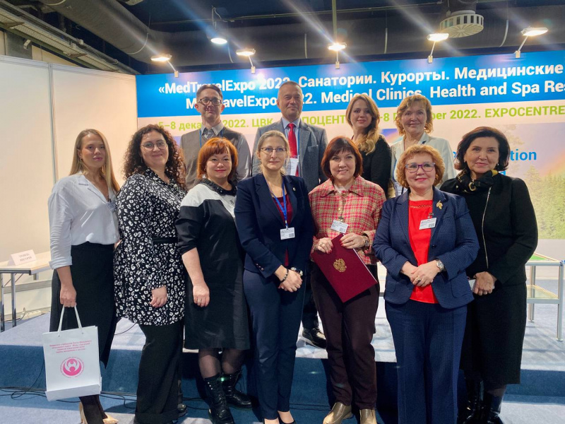 Экспортный потенциал Окружного кардиодиспансера оценили участники «MedTravelExpo 2022. Санатории. Курорты. Медицинские центры»