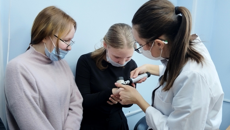 А солнце светит не всем одинаково