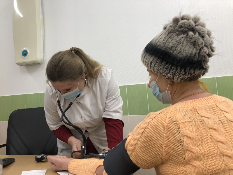 Ежедневно специалисты отделения неотложной медицинской помощи обслуживают порядка 140 пациентов на дому и в амбулаторных условиях