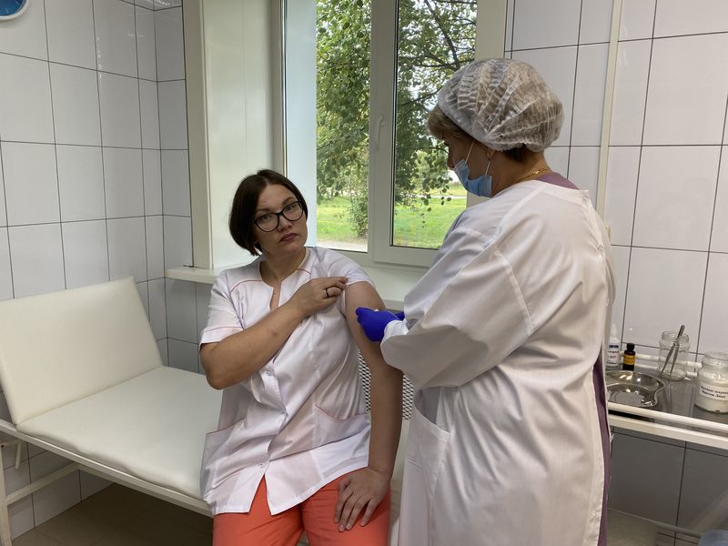 В Сoветской психоневрологической больнице идёт вакцинация против гриппа и COVID-19