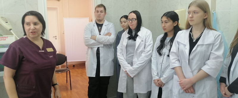 День открытых дверей для учащихся старших классов