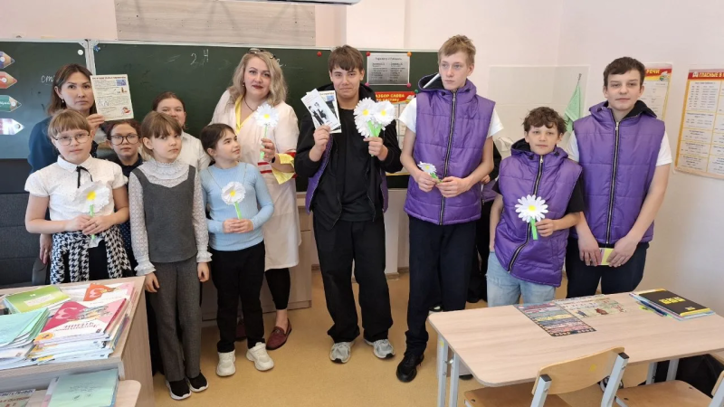 Акция «Ромашка» — совместная инициатива районной больницы и волонтёров-школьников д. Ярки