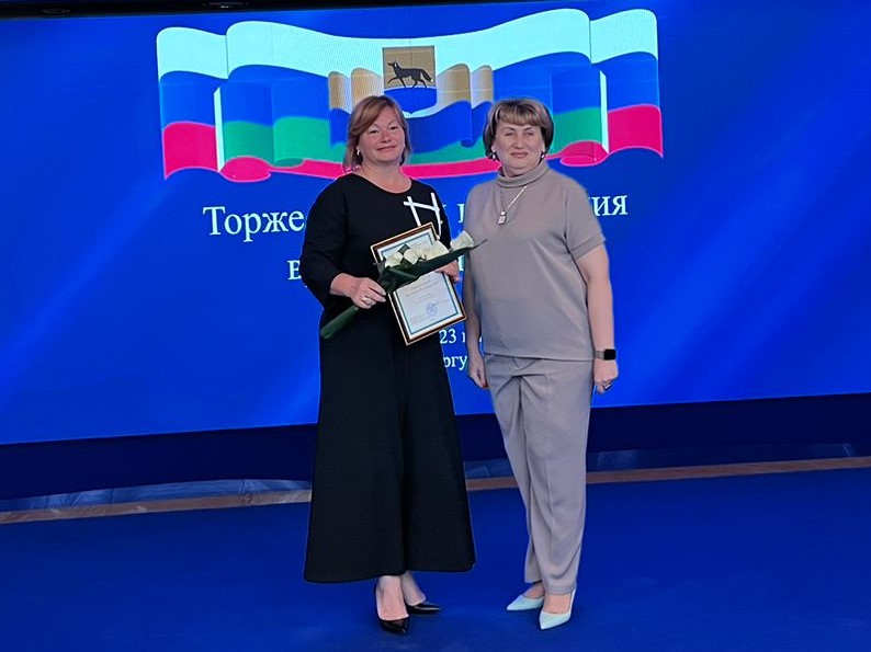 Врачи Центра охраны материнства и детства получили награды ко Дню медработника