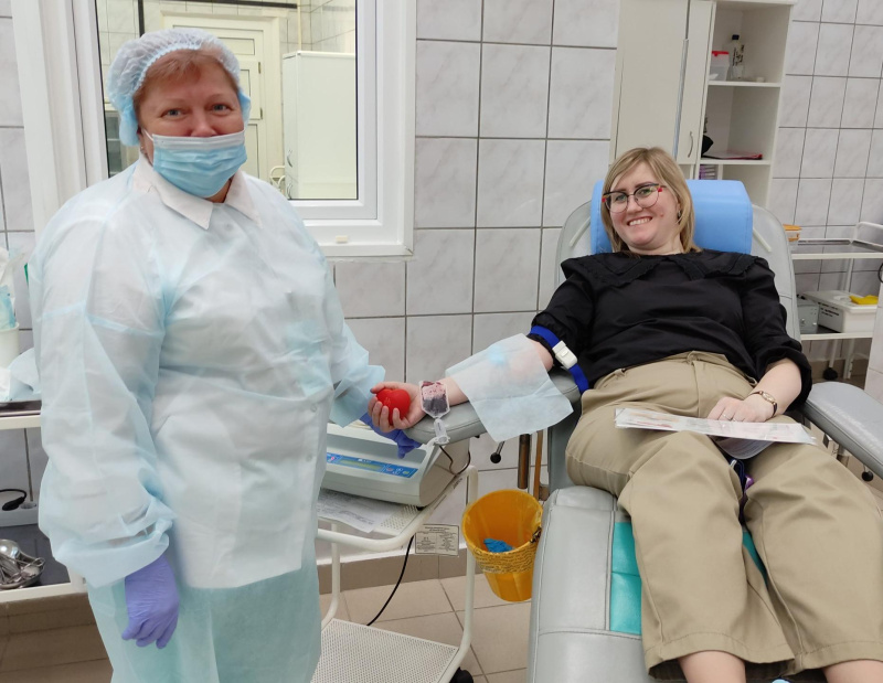 В детской окружной больнице появилась новая традиция — коллективное донорство