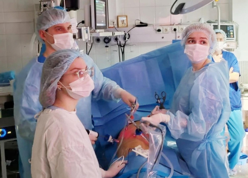 В клинике Ханты-Мансийска пациенту проведена уникальная одномоментная операция