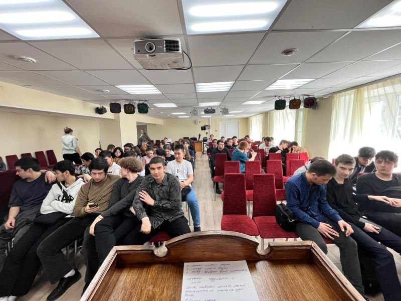 Медицинские работники и школы ведут совместную работу по профилактике наркомании