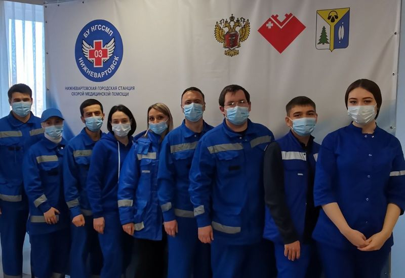 Молодые специалисты пополнили ряды среднего медицинского персонала скорой помощи Нижневартовска Молодые специалисты пополнили ряды среднего медицинского персонала скорой помощи Нижневартовска