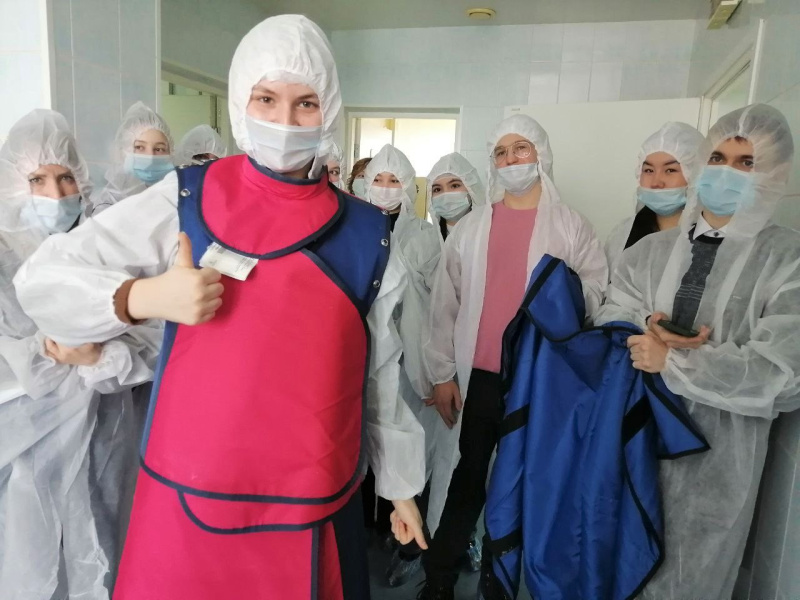 На весенних каникулах по запросу школьников в травмбольнице прошли профориентационные экскурсии
