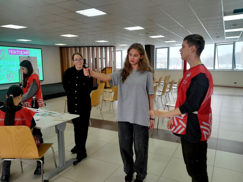 Тонометр, пульсоксиметр, динамометр и хорошая компания - лучший способ отметить День здоровья!