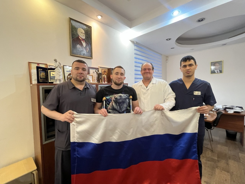Хирурги городской клинической больницы успешно провели операцию участнику специальной военной операции