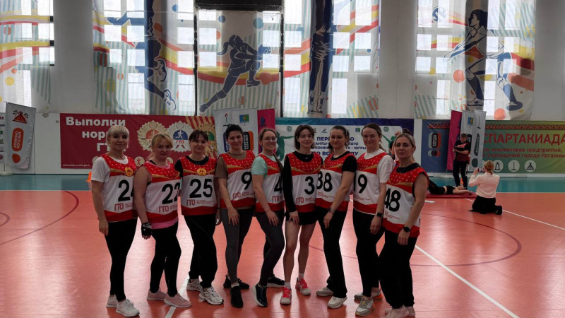 Сотрудники больницы успешно выполнили нормативы комплекса ГТО на золотой знак отличия