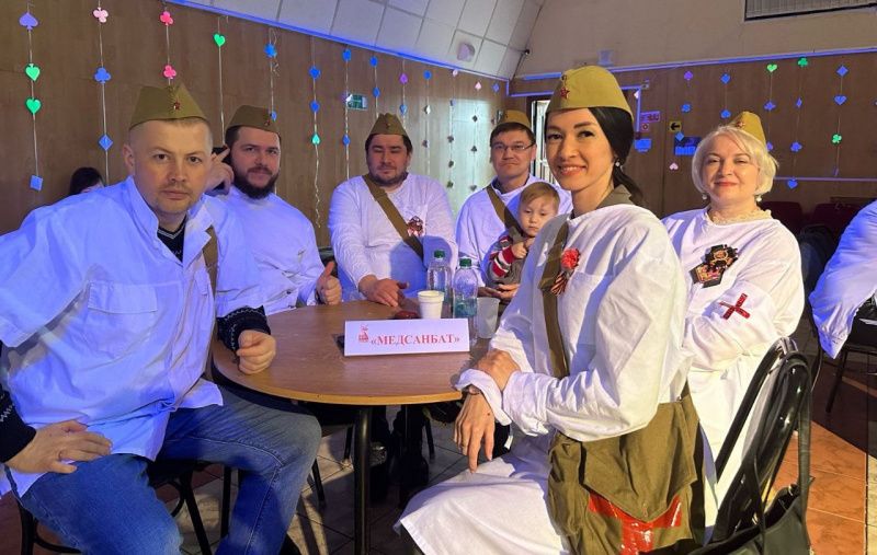 Сотрудники покачевской городской больницы приняли участие в квизе "День Победы"