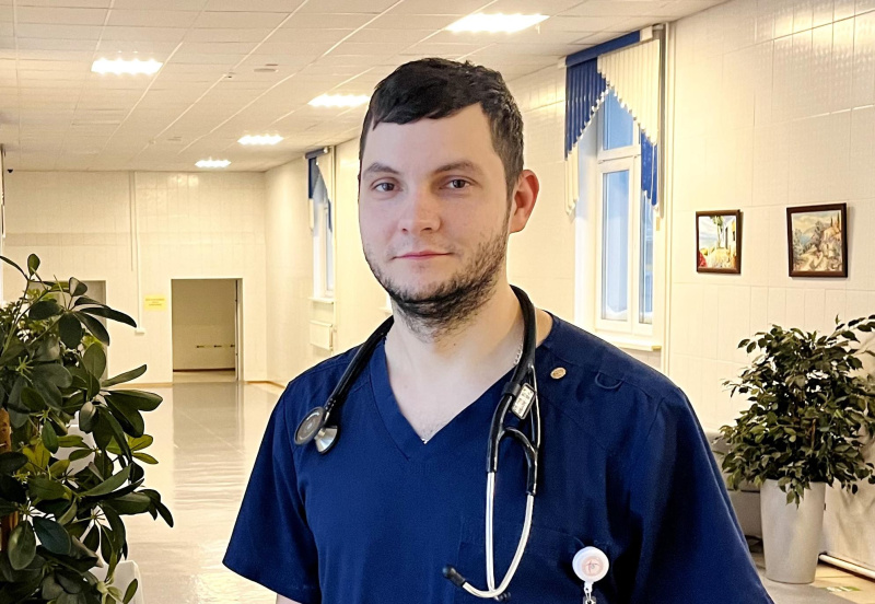 Главный детский кардиохирург Югры рассказал о симптомах, которые требуют внимания к сердцу