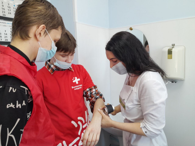 В детской поликлинике Нягани состоялась акция «Проверь свою родинку»