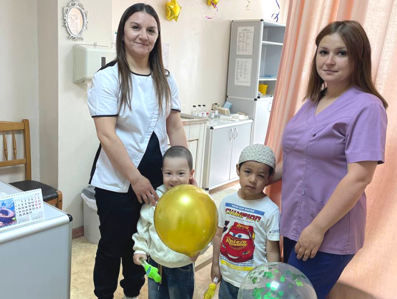 Праздник детства прошел в детской поликлинике Нижневартовска 