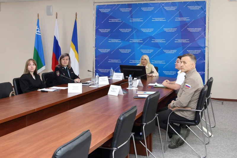 Медицинский психолог рассказала школьникам Нижневартовска, как не попасть в наркозависимость