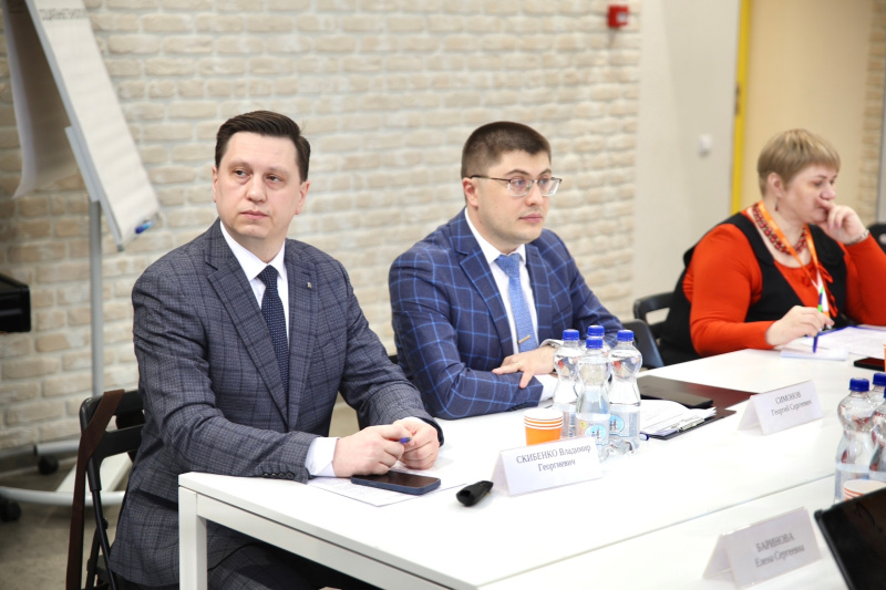 Врач-психиатр из Ханты-Мансийска выступил на Международном форуме «социо» по защите психического здоровья подростков