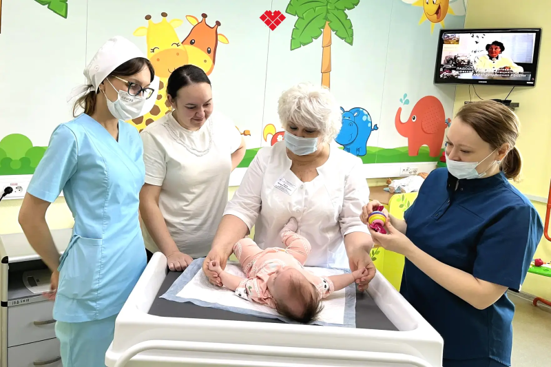 Студенты-фельдшеры 3 курса проходят весеннюю производственную практику в детской поликлинике 