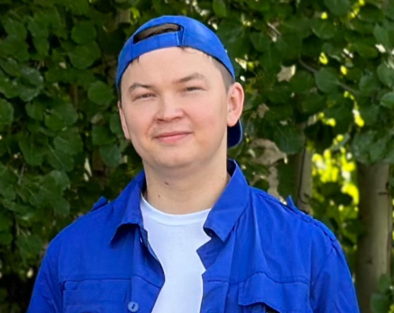 Помощь на высоте: фельдшер Степан Алексеев оказал первую помощь пассажиру на борту самолета
