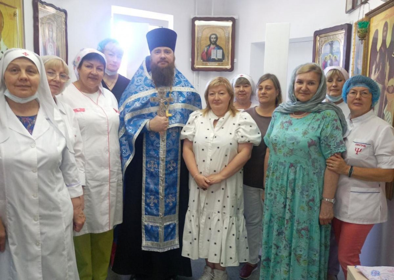 Молебен Благодарения о получении прошения