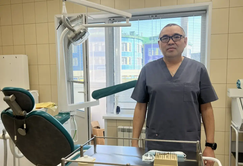 В районную больницу пришли новые квалифицированные специалисты — одним из них стал врач-стоматолог 