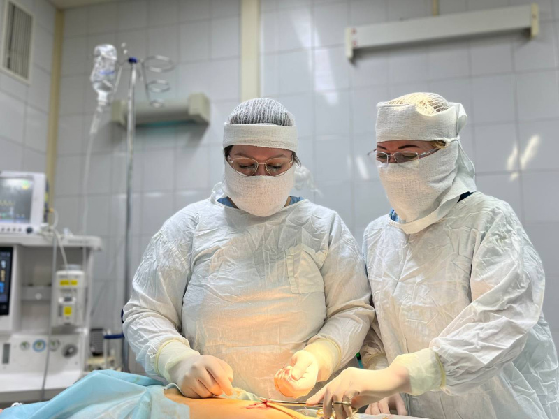 Сургутские врачи сохранили репродуктивную функцию пациентке со сложной кистой