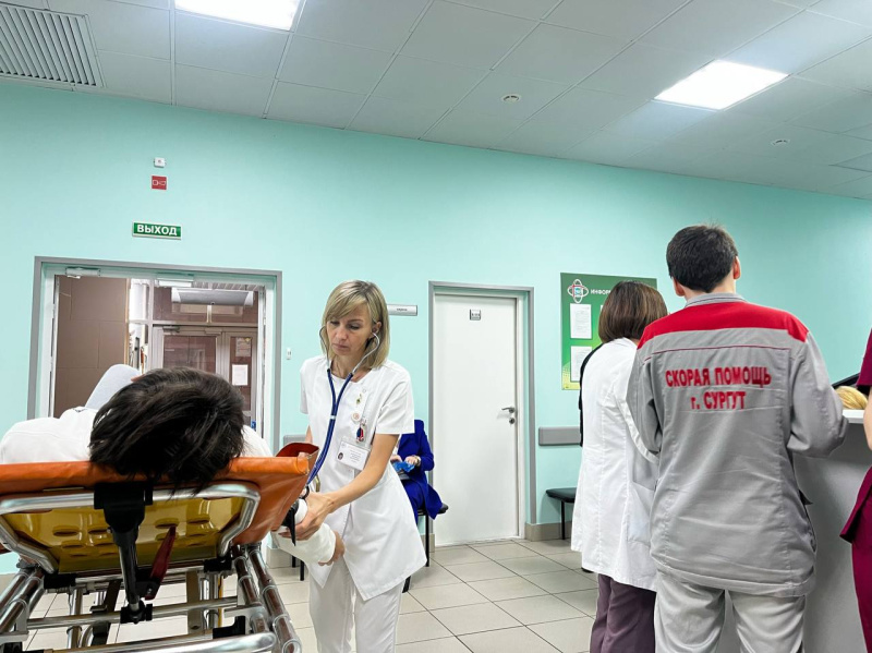 Экстренная медицинская помощь в праздничные выходные: 38 женщин обратились в кардиологический диспансер