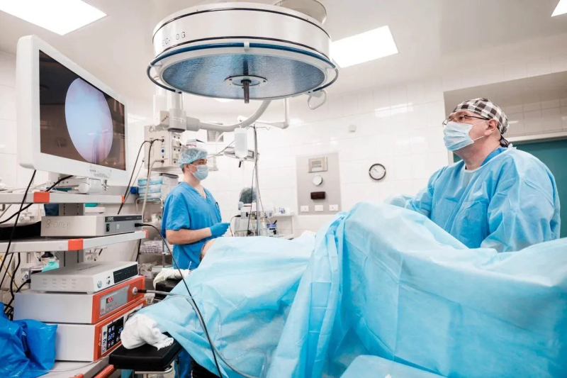 В онкоурологическом отделении окружной клиники успешно проведена уникальная реконструктивная операция