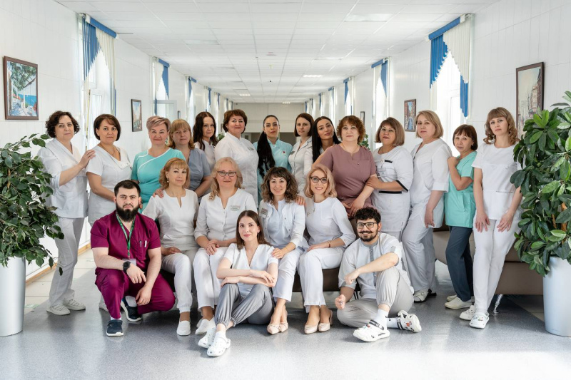 Реабилитация представляет собой комплексный процесс, в котором участвуют как медицинские специалисты, так и пациенты