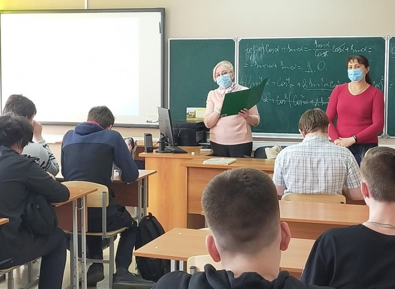 В Нягани реализуется программа профилактики ВИЧ, наркомании и формирования здорового образа жизни 