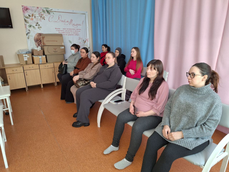 Школа грудного вскармливания начала работать в женской консультации  города Пыть-Яха 