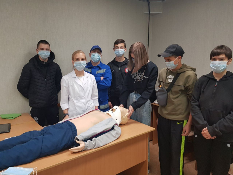 В Нижневартовске учатся оказывать первую медицинскую помощь В Нижневартовске учатся оказывать первую медицинскую помощь