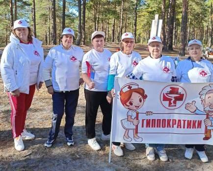 Команда ветеранов больницы приняла участие в ежегодном слете среди пожилых людей 