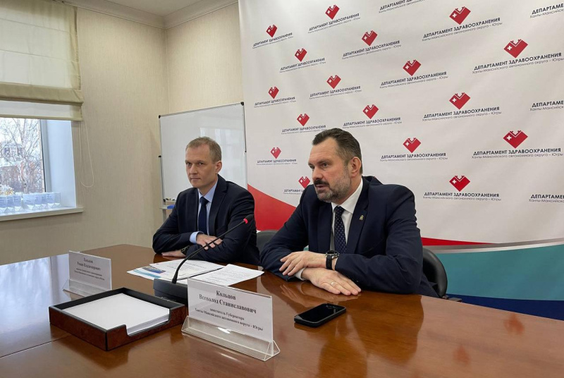 Роман Паськов приступил к работе в должности директора Департамента здравоохранения Югры  