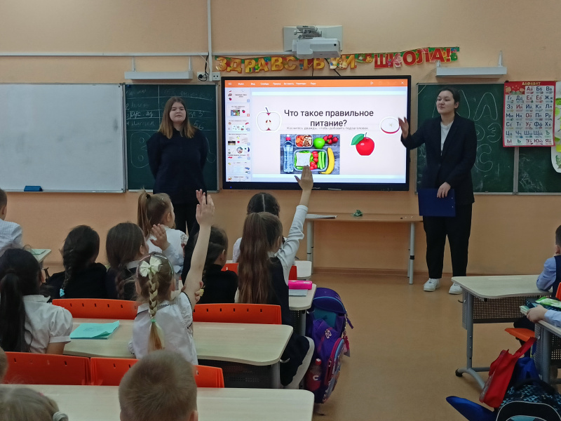 Волонтеры поликлиники: молодежь, заботящаяся о здоровье сверстников