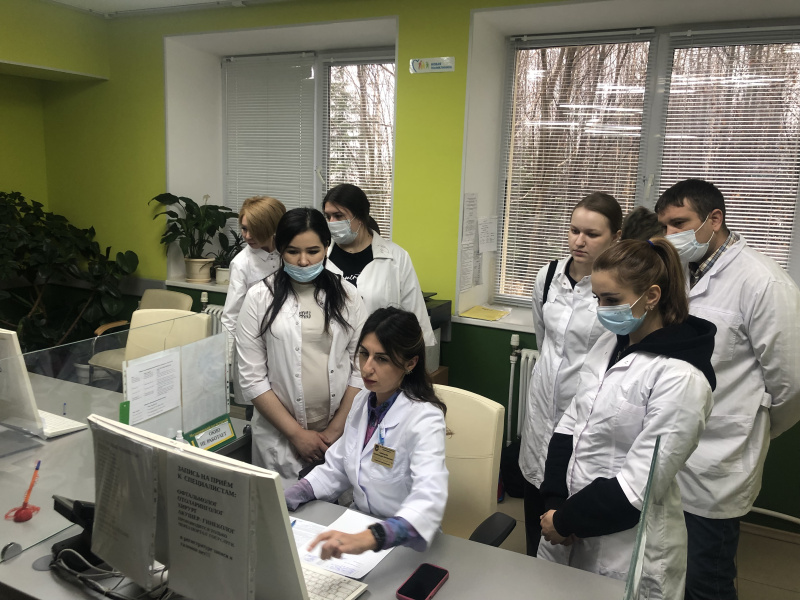 Здравствуй, коллега! 58 студентов проходят практику в БУ «Няганская городская поликлиника»