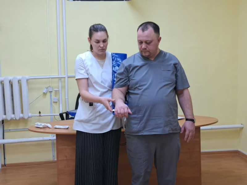 Сотрудники Советской психоневрологической больницы отработали навыки первой помощи