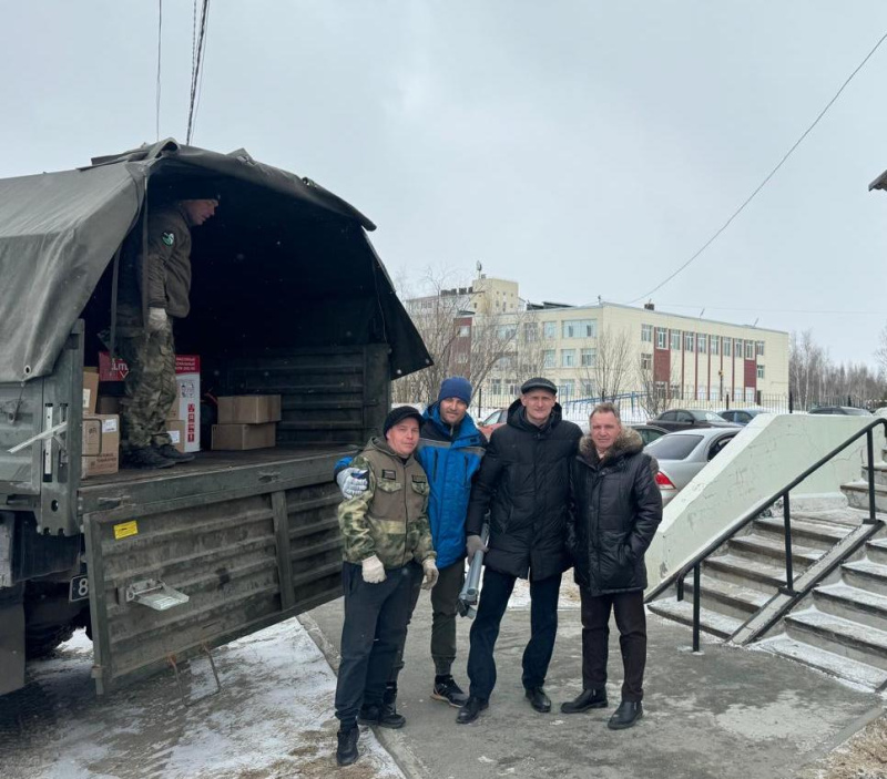 Помощь танкистам от югорчан