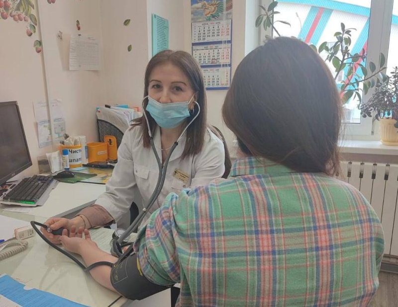 За пять месяцев 2024 года профилактические медицинские осмотры прошли более 2800 маленьких жителей Радужного