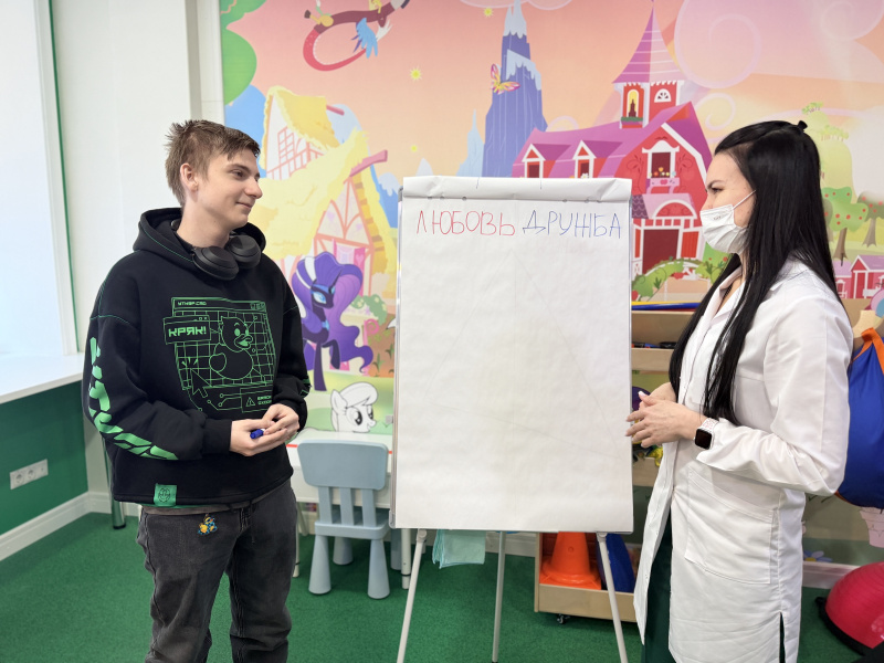 «Кнопки и батарейки»: медицинские психологи провели профилактическую работу по укреплению психического здоровья подростков