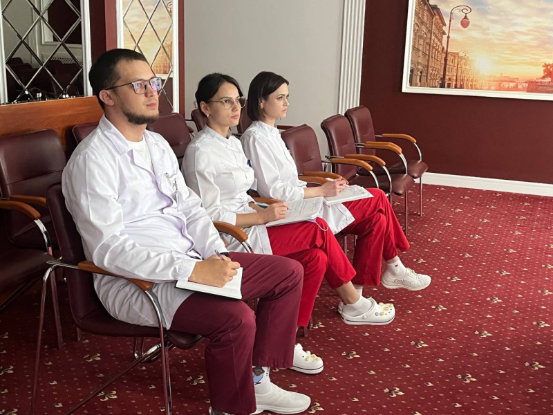 Специалисты психоневрологической больницы повысили квалификацию по инфекционной безопасности