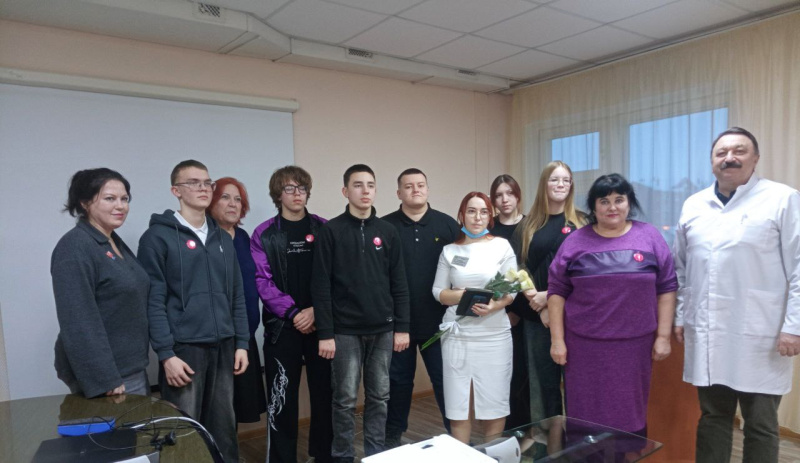 Встреча медицинских специалистов со старшеклассниками