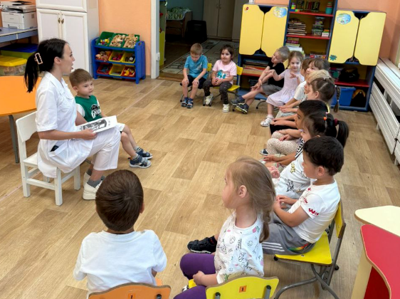 В детском саду медики провели очередную акцию