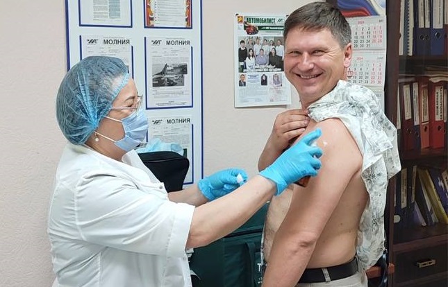 Порядка 4,5 тысяч взрослого населения Нягани привито от клещевого энцефалита