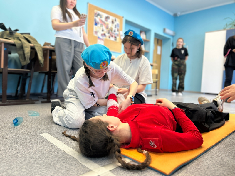 Участие фельдшера скорой медицинской помощи в военно-патриотической игре «Зарница 2.0» 