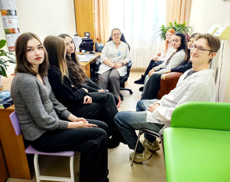 Врач-педиатр поделилась секретами профессии с будущими медиками