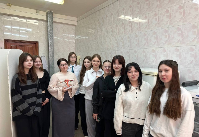 Прошла лекция акушера-гинеколога в одной из сургутских школ