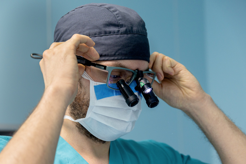 В возрасте десяти лет у девочки диагностировано состояние, характерное для пожилых пациентов: аортальный клапан с кальцинированными изменениями