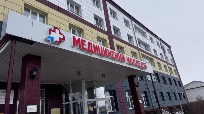 Сотрудники нижневартовской больницы встретилась с будущими медиками в Ялуторовске 