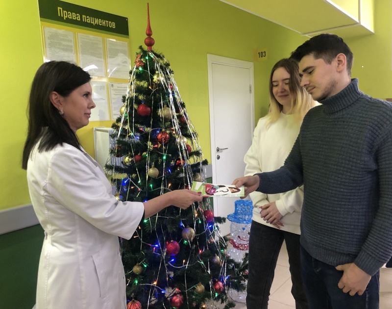 Намерение полностью отказаться от спиртных напитков в новогоднюю ночь высказали 50 из 100 опрошенных няганцев